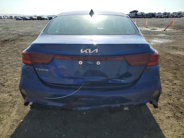 2023 KIA Forte LX