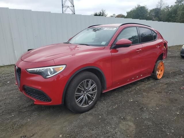 2022 Alfa Romeo Stelvio