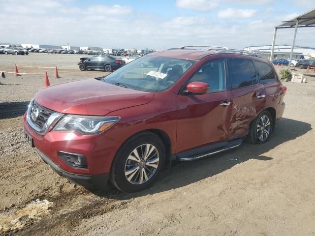 2020 Nissan Pathfinder SV