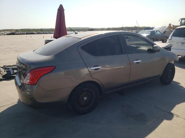 2012 Nissan Versa S