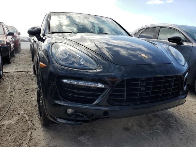 2013 Porsche Cayenne GTS