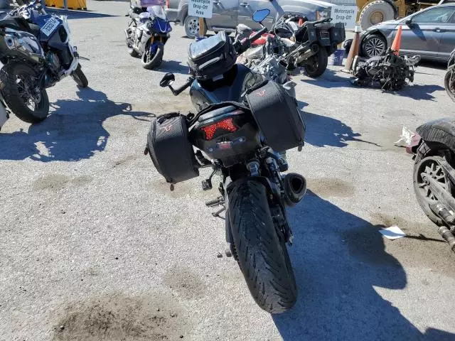 2018 Kawasaki ZR900