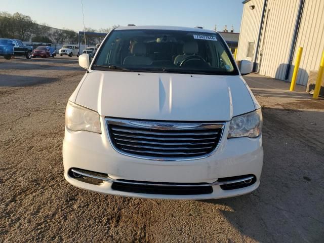 2013 Chrysler Town & Country Touring