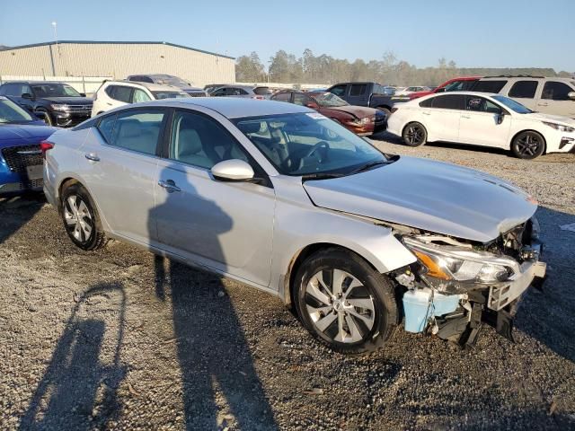 2019 Nissan Altima S