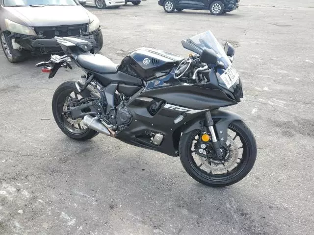 2024 Yamaha YZFR7