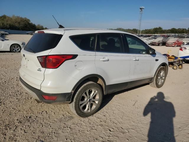 2019 Ford Escape SE