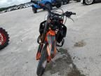 2022 KTM 690 SMC R