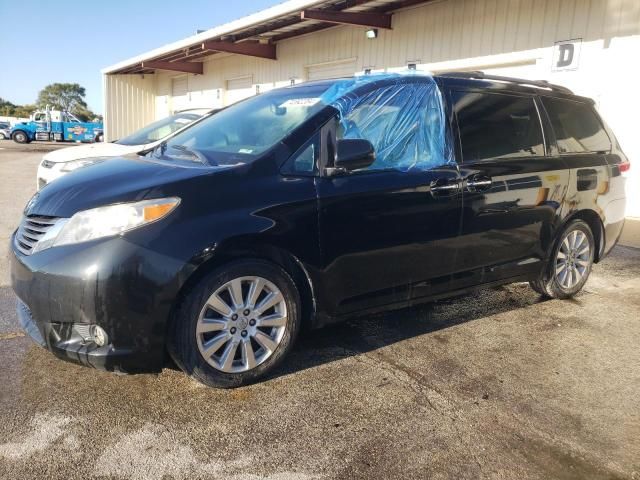 2013 Toyota Sienna XLE