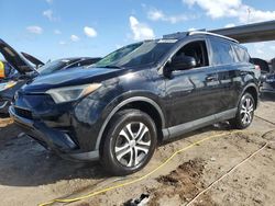 Carros salvage para piezas a la venta en subasta: 2017 Toyota Rav4 LE