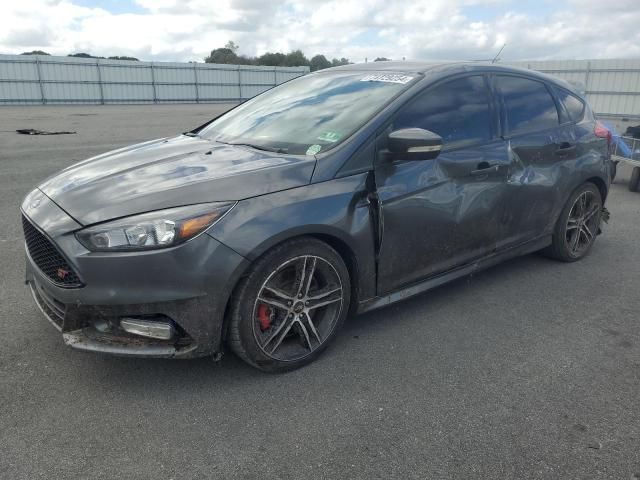 2018 Ford Focus ST