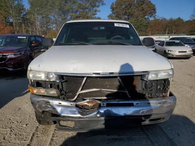 2002 Chevrolet Tahoe C1500