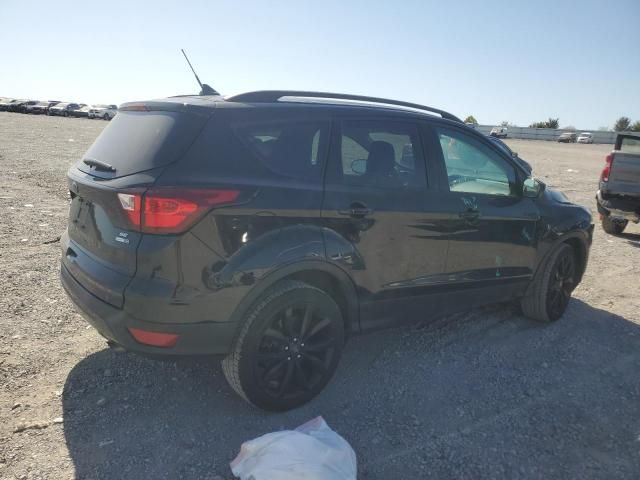 2019 Ford Escape SE