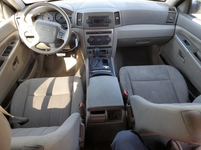 2005 Jeep Grand Cherokee Laredo