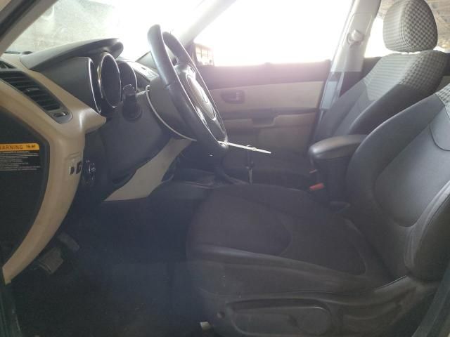 2011 KIA Soul +