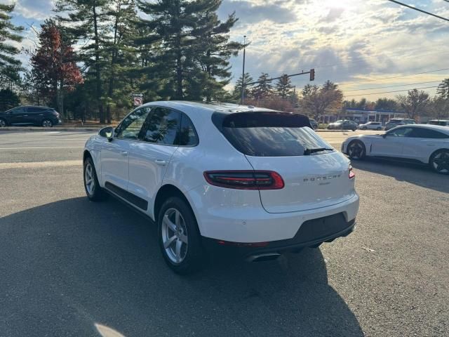 2017 Porsche Macan