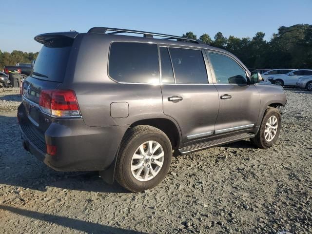 2017 Toyota Land Cruiser