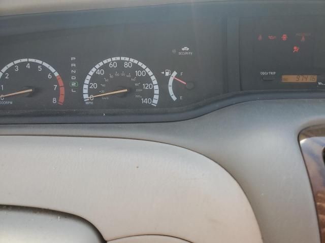 2000 Toyota Avalon XL