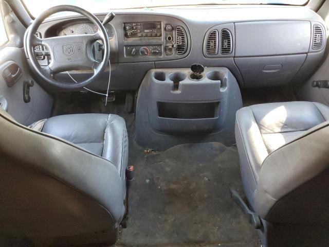 2000 Dodge RAM Van B1500