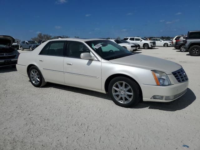 2010 Cadillac DTS Luxury Collection