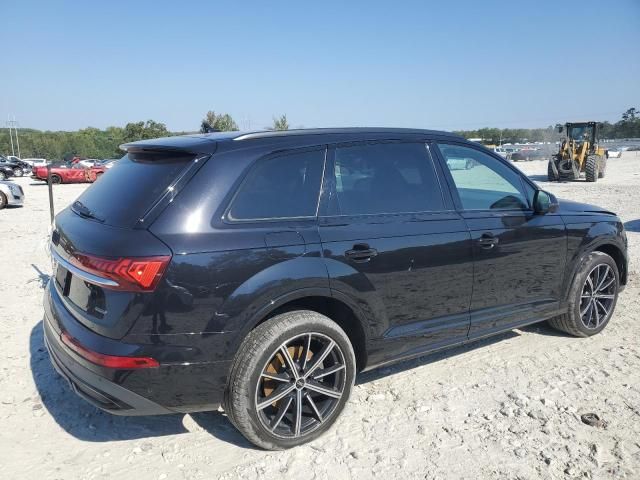 2021 Audi Q7 Premium Plus