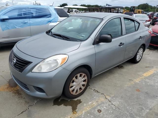 2013 Nissan Versa S