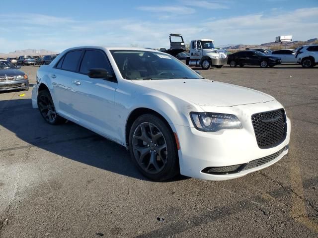 2023 Chrysler 300 Touring