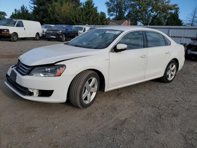 2014 Volkswagen Passat S