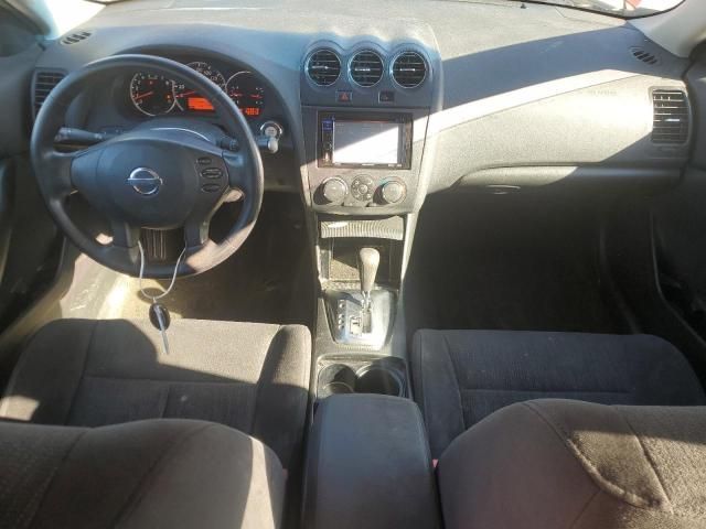 2010 Nissan Altima Base