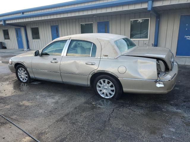 2008 Lincoln Town Car Signature Limited