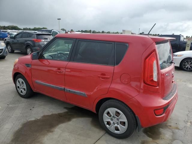 2013 KIA Soul +