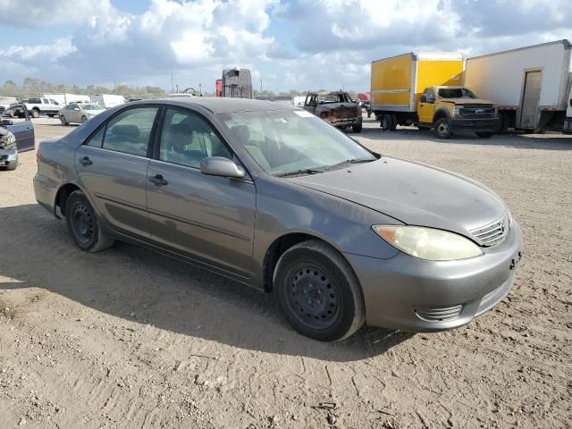 2005 Toyota Camry LE