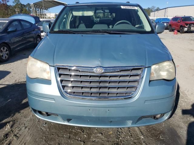 2010 Chrysler Town & Country Touring