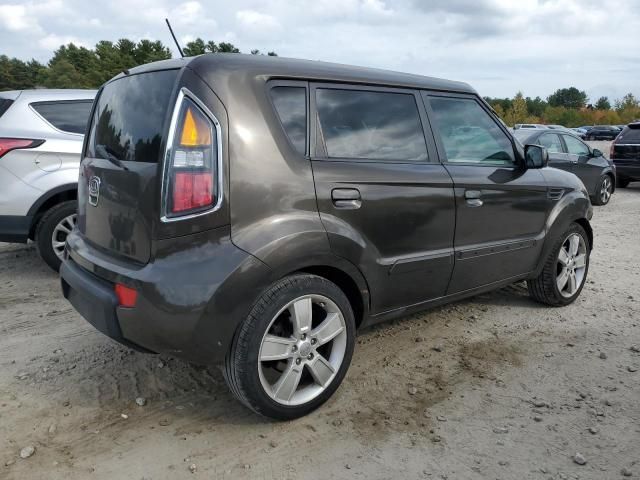 2010 KIA Soul +