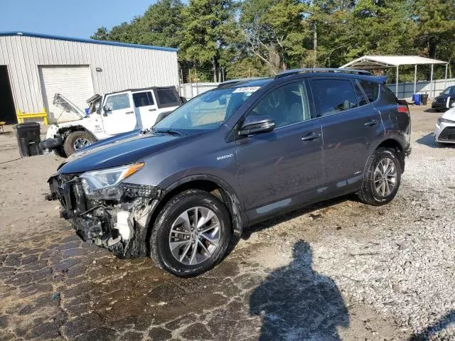 2017 Toyota Rav4 HV LE