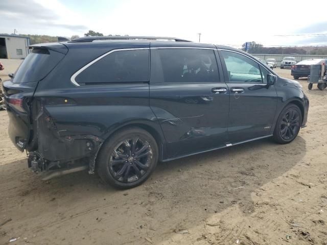 2021 Toyota Sienna XSE