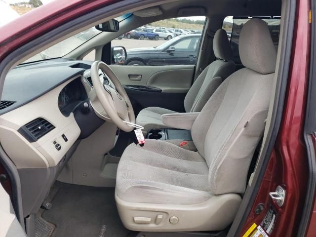 2012 Toyota Sienna LE