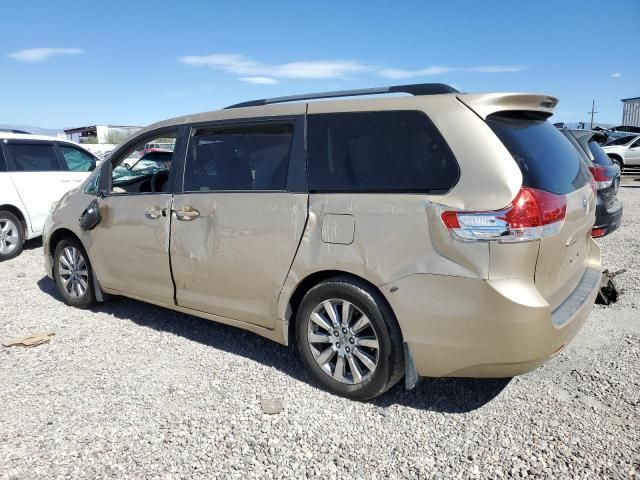 2011 Toyota Sienna LE