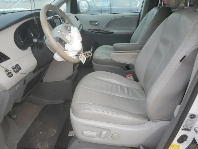 2012 Toyota Sienna XLE