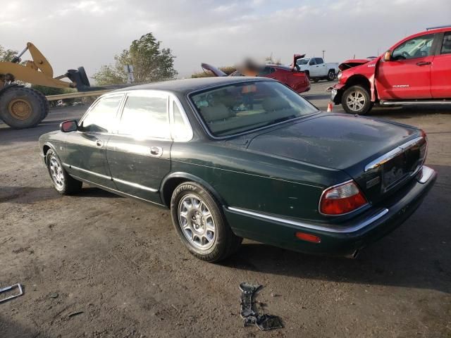 1999 Jaguar XJ8