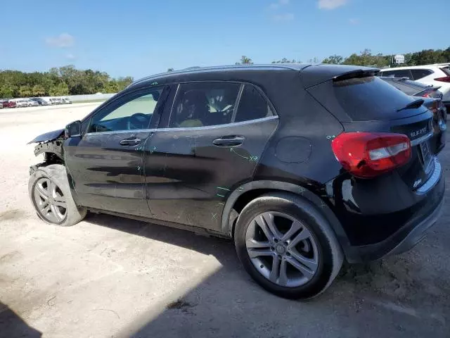 2015 Mercedes-Benz GLA 250