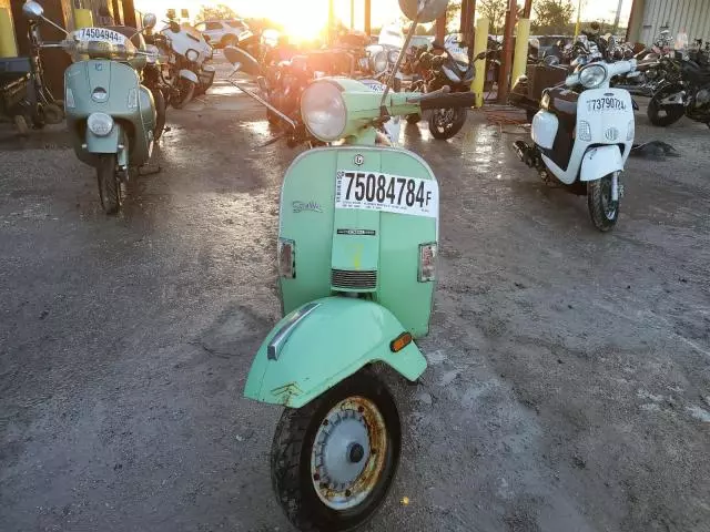 2004 Genuine Scooter Co. Stella 2-Stroke