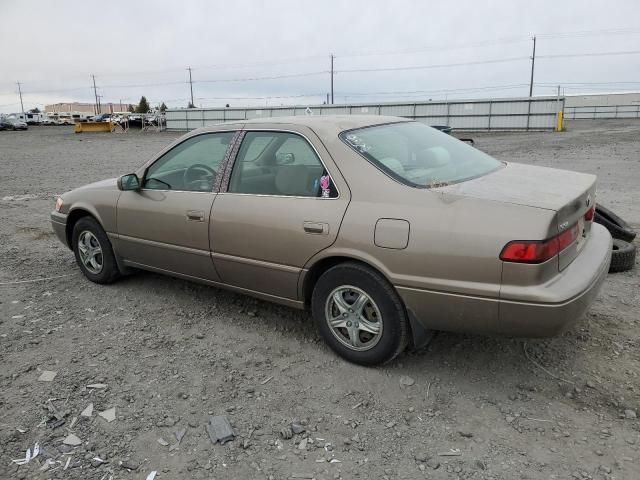 1999 Toyota Camry LE