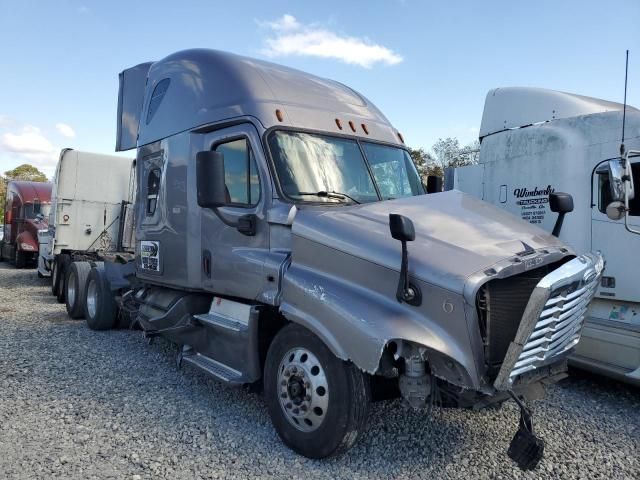 2016 Freightliner Cascadia 125