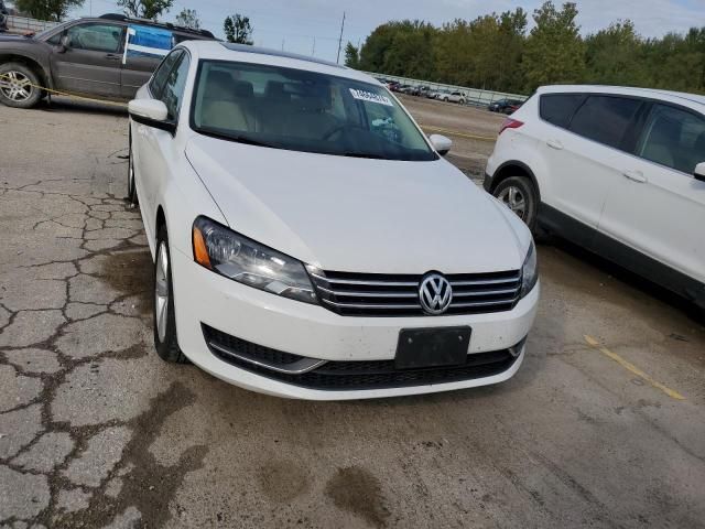 2013 Volkswagen Passat SE