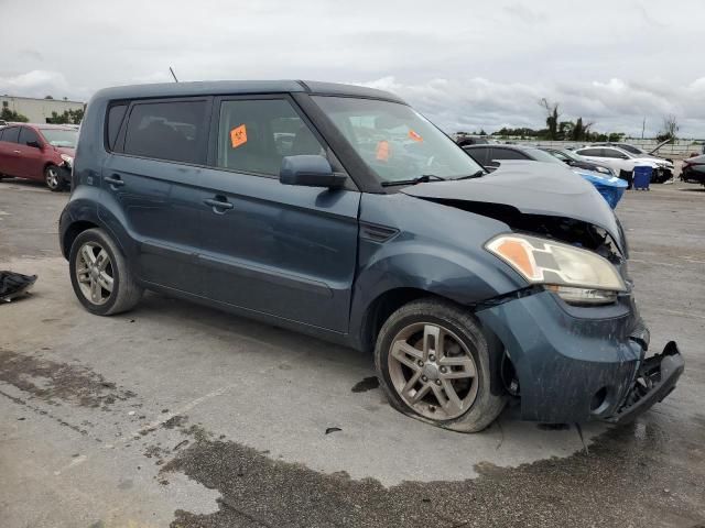 2011 KIA Soul +