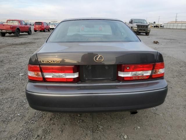 2000 Lexus ES 300