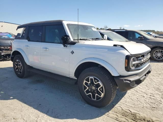 2024 Ford Bronco Outer Banks