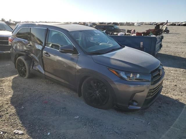 2019 Toyota Highlander SE