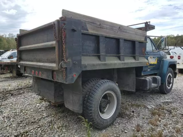 1985 Ford F700