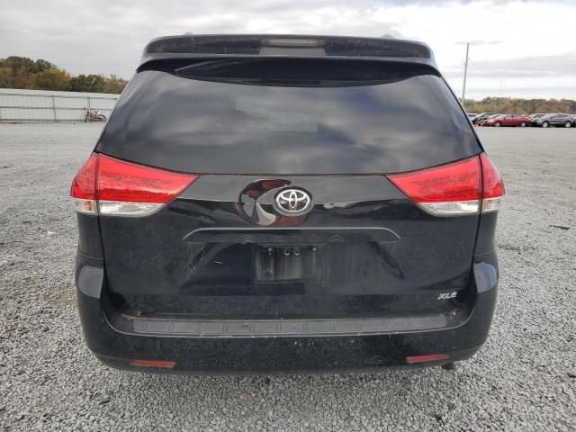 2012 Toyota Sienna XLE